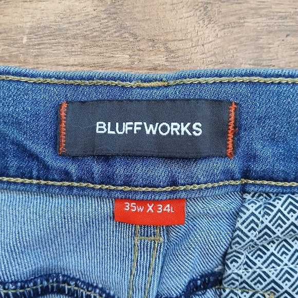 Bluffworks Jeans Mens 35x34 Blue Departure 3.0 Regular Fit Stretch (FITS 36x32) - Picture 2 of 12